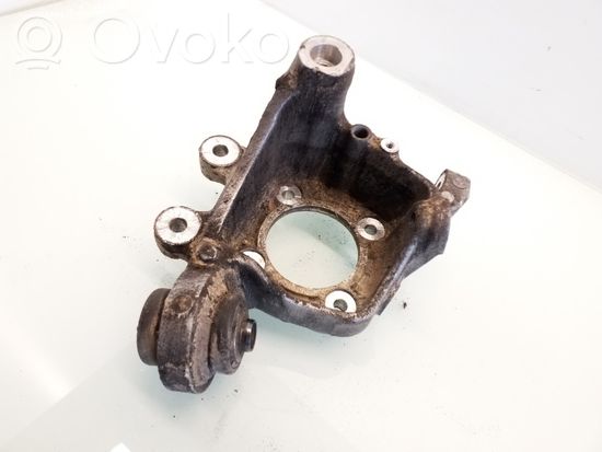 BMW 5 E60 E61 Front wheel hub 6770907