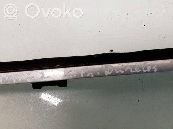 BMW 5 E39 Front door glass trim molding