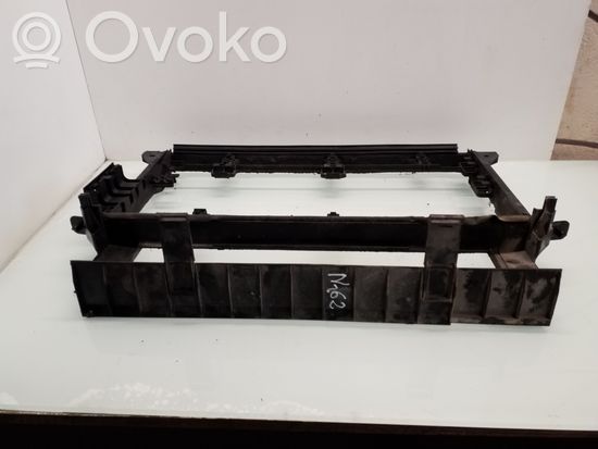 BMW 5 E39 Radiator support slam panel