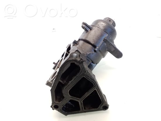 BMW 5 E39 Oil filter mounting bracket