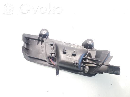 Audi A4 S4 B6 8E 8H Front door interior handle 8E1837019F