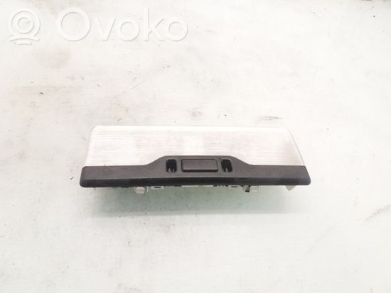 BMW 3 E46 Rear seat light 8364928