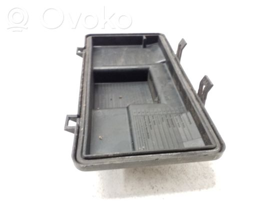 Audi 80 90 B2 Fuse box cover