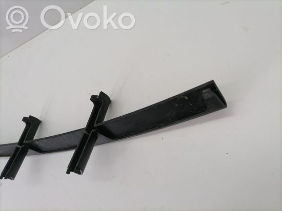 BMW 5 E60 E61 Front bumper lower grill 7033702