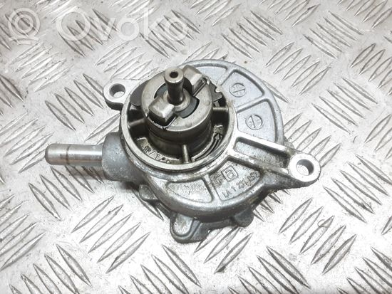 Mercedes-Benz C W203 Vacuum pump A64623065