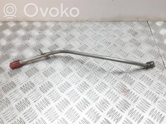 Mercedes-Benz C W203 Oil level dip stick