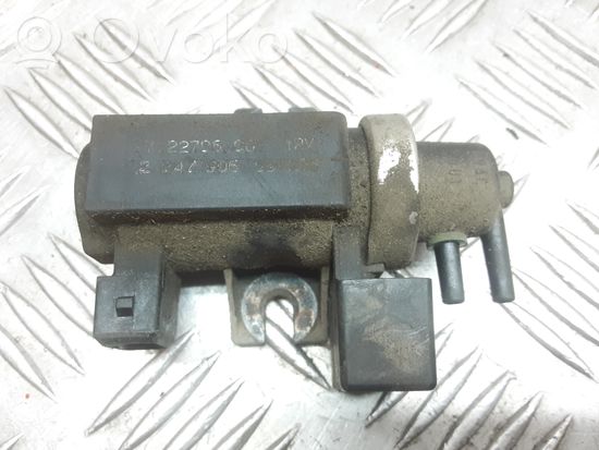 BMW 5 E39 Turbo solenoid valve 2247906