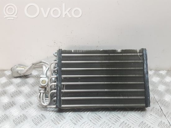 BMW 5 E39 Air conditioning (A/C) radiator (interior) 83637829