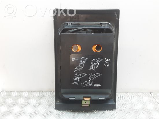 BMW 5 E39 Rear seat armrest 8197840