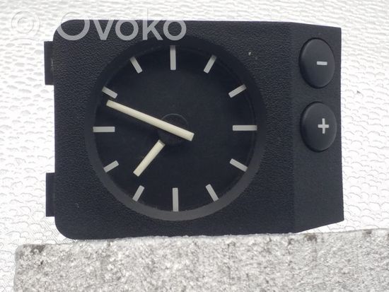 BMW 3 E36 Clock 1387414
