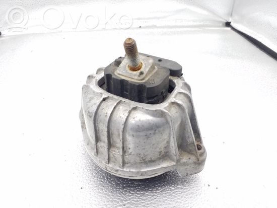 BMW 3 E90 E91 Engine mount bracket 13981112 13981112GE