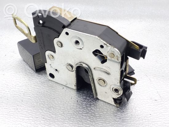 BMW 3 E36 Front door lock 8353012 67118353012
