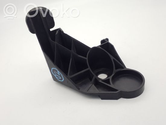 BMW 3 E46 Front bumper mounting bracket 7030620 51117030620