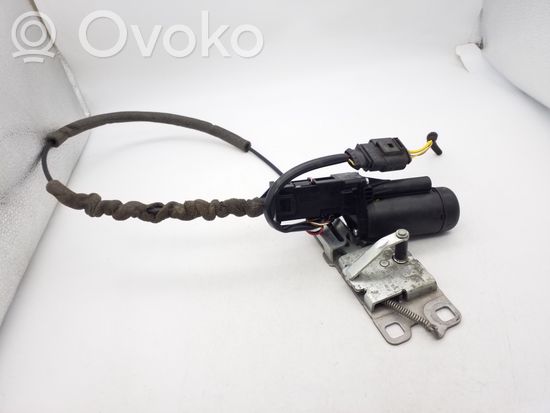 Audi A8 S8 D3 4E Loading door lock 4E0827383C