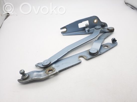 Audi A4 S4 B6 8E 8H Tailgate/trunk/boot hinge 8E5827301C