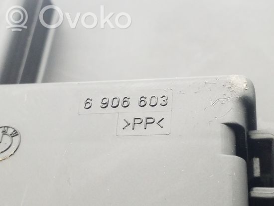 BMW 5 E60 E61 Power management control unit 6906603