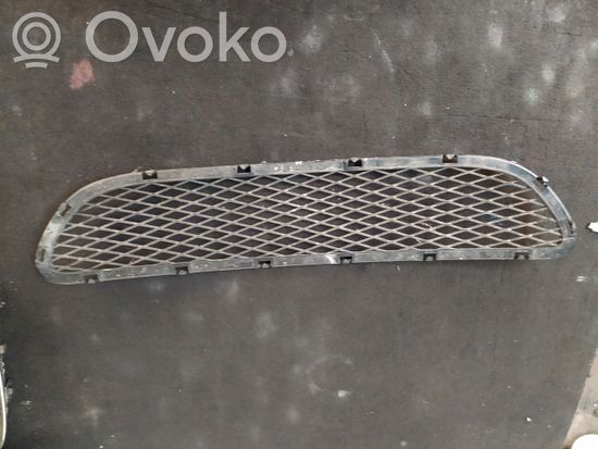 BMW 3 E90 E91 Front bumper lower grill 7198906