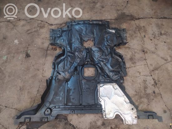 BMW 3 E92 E93 Engine splash shield/under tray 7140983