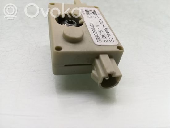 BMW 3 E90 E91 Other devices 6990090-03 21367510,