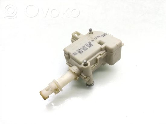 Audi TT Mk1 Tailgate/trunk/boot lock/catch/latch 3B0959781B
