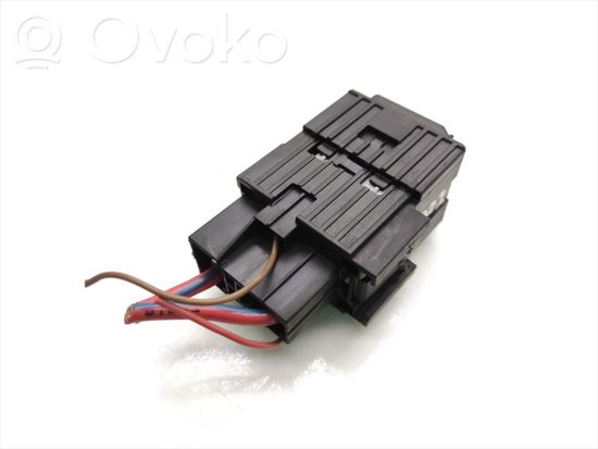 BMW 1 E81 E87 Other relay ++082322B