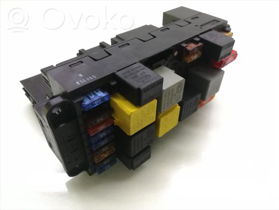 BMW X3 E83 Fuse module 0025459401 5DK007973