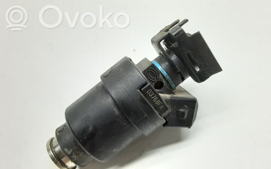BMW 3 E46 Fuel injector D3768FA