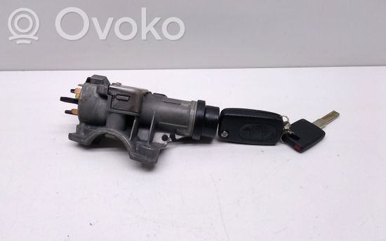 Audi A6 S6 C5 4B Ignition lock 4B0905851