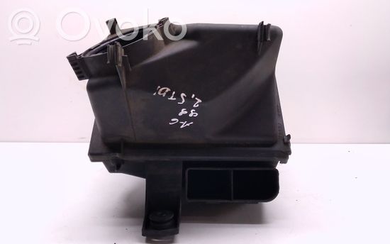 Audi A6 S6 C5 4B Air filter box 4B0133837E