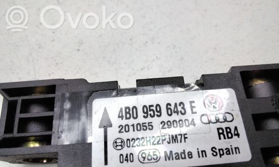Audi A8 S8 D3 4E Airbag deployment crash/impact sensor 4B0959643E