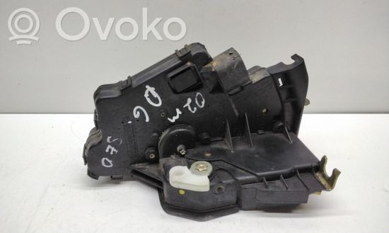 BMW 3 E46 Rear door lock 246HTR