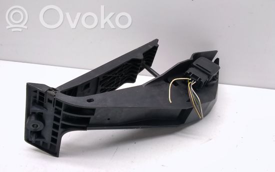 BMW 7 E65 E66 Accelerator throttle pedal 675261407 3540675261407 25916010