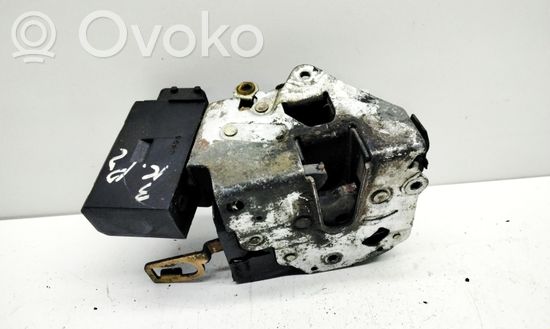 BMW 3 E36 Front door lock 67111387606