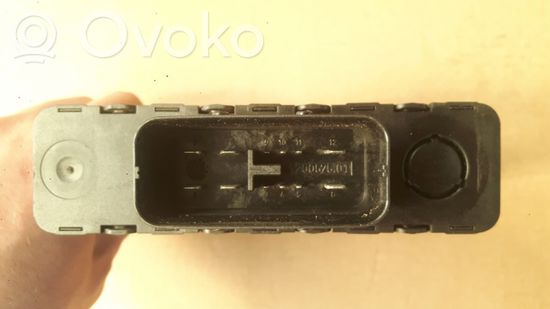 Audi A4 S4 B8 8K Voltage converter/converter module 8K0959663