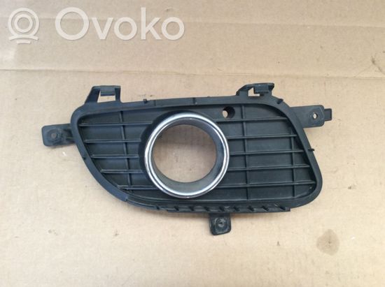 Mercedes-Benz A W169 Front fog light trim/grill A1698850822