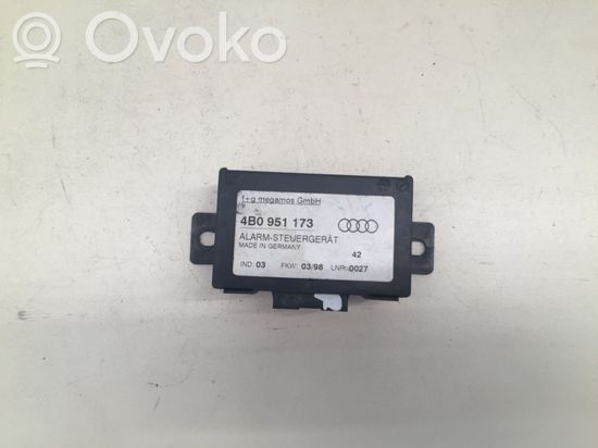 Audi A6 S6 C5 4B Alarm control unit/module 4B0951173