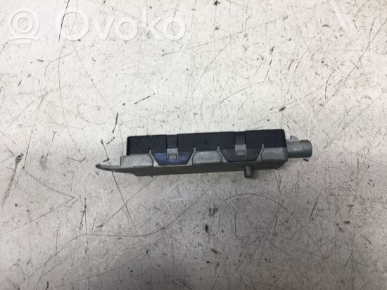 Volkswagen PASSAT B6 Aerial antenna amplifier 3C9035552