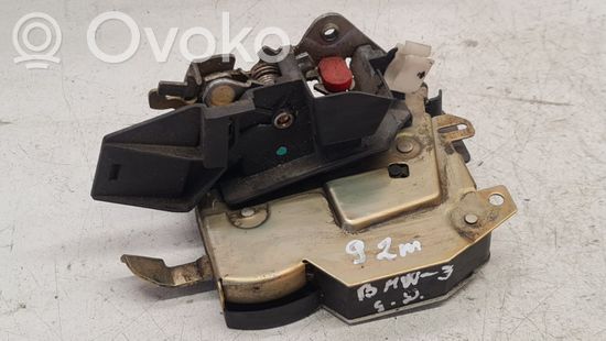 BMW 3 E30 Rear door lock 8122420