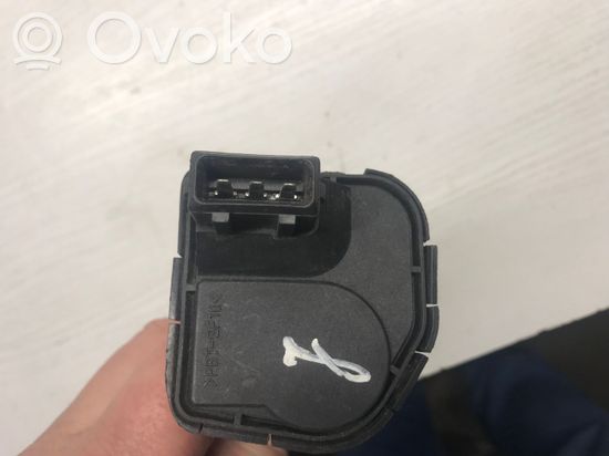 Audi A4 S4 B5 8D Headlight level adjustment motor 4D0941295