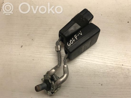 Volkswagen Golf V Rear seatbelt buckle 1K0857739H