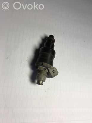 Audi A4 S4 B5 8D Fuel injector 078133551D