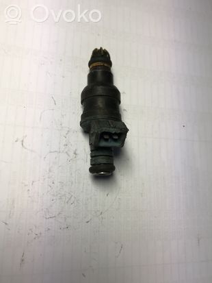 BMW 5 E34 Fuel injector 0280150715