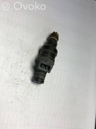 BMW 3 E30 Fuel injector 0280150715