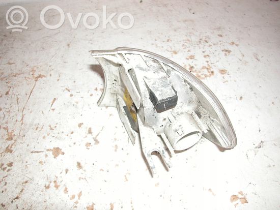 BMW 7 E38 Front fender indicator light