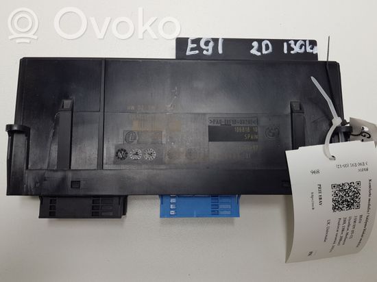BMW 3 E90 E91 Comfort/convenience module 10681810