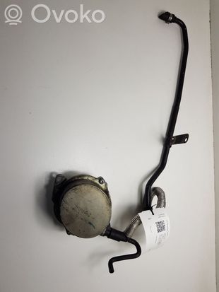 Volkswagen Phaeton Vacuum pump 059145100J