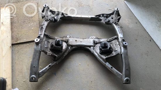 BMW 7 G11 G12 Front subframe 686110613