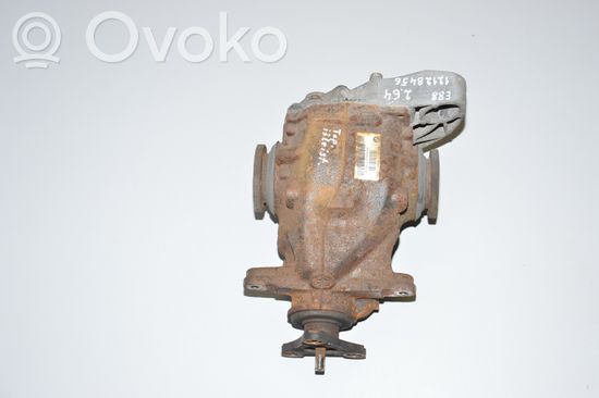 BMW 1 E82 E88 Rear differential 7568032
