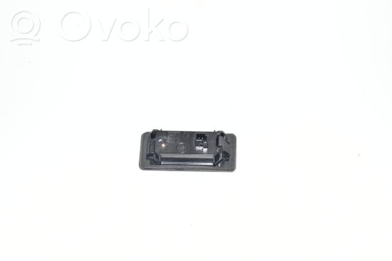 BMW 1 E82 E88 Number plate light 7193293