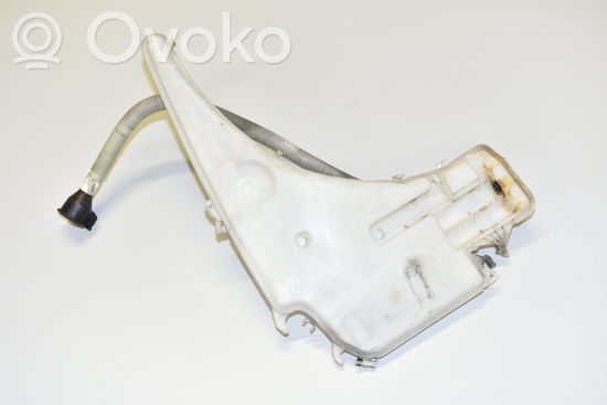 BMW 1 E82 E88 Windshield washer fluid reservoir/tank 7229537